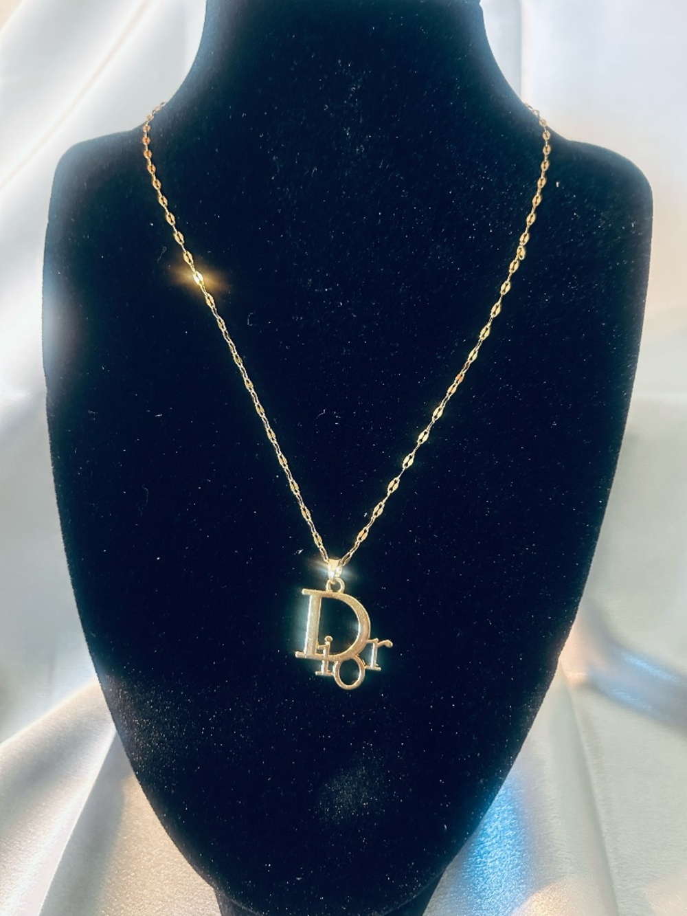 Dior necklace